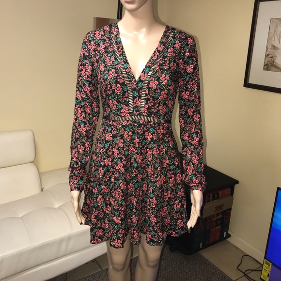 NWOT floral print dress - Picture 2 of 6